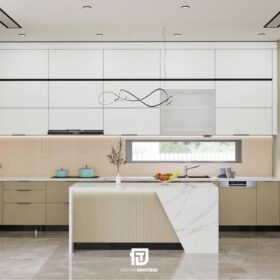 Mẫu tủ bếp inox cánh kính chữ U tông trắng kem chị Mai tại Hà Đông